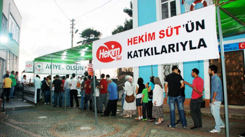 ÖMER HEKİM İçin Düzenlenen İftar ve Mevlidi Şerife Yoğun Katılım Oldu